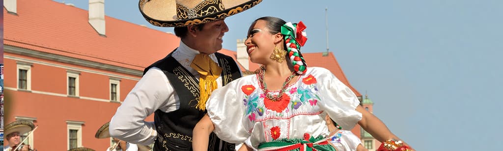 Mexico Couple Dancing Local Town