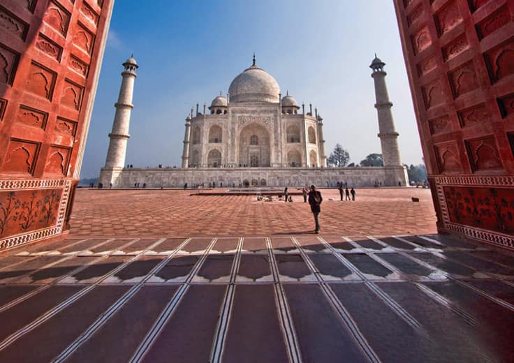 Around the World 2026, Taj Mahal