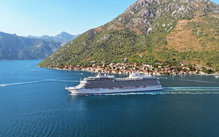 Ship Oceania Allura