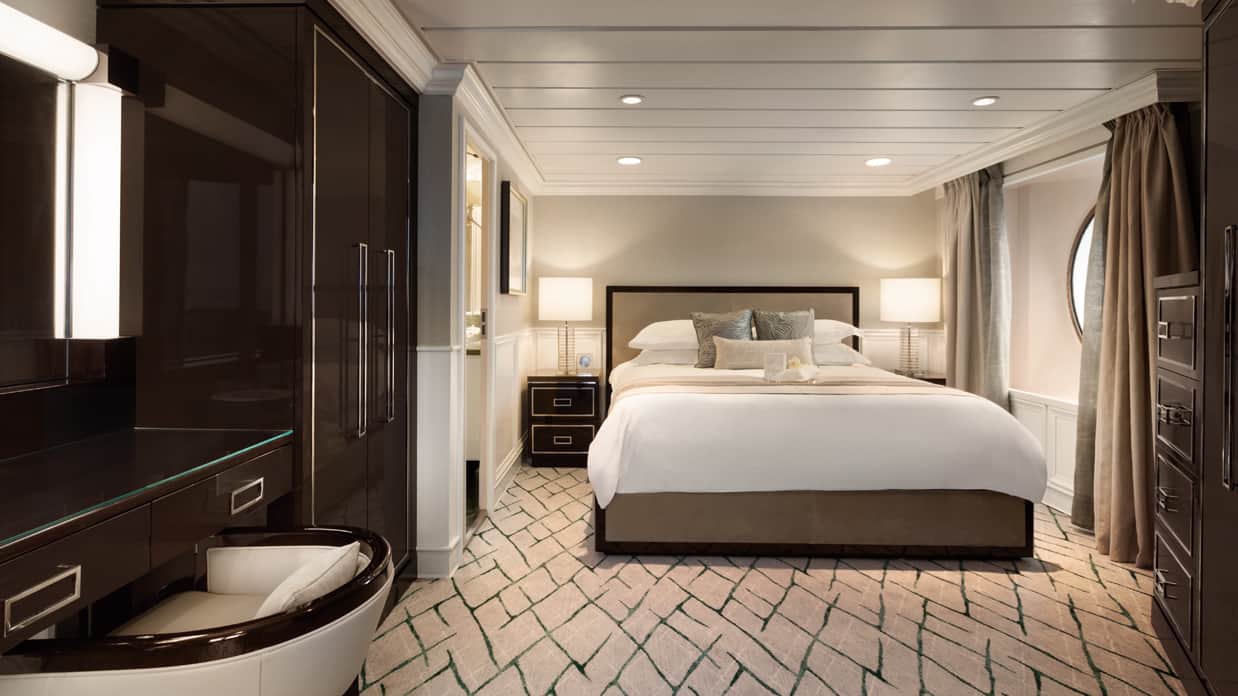 Sirena's Vista Suite